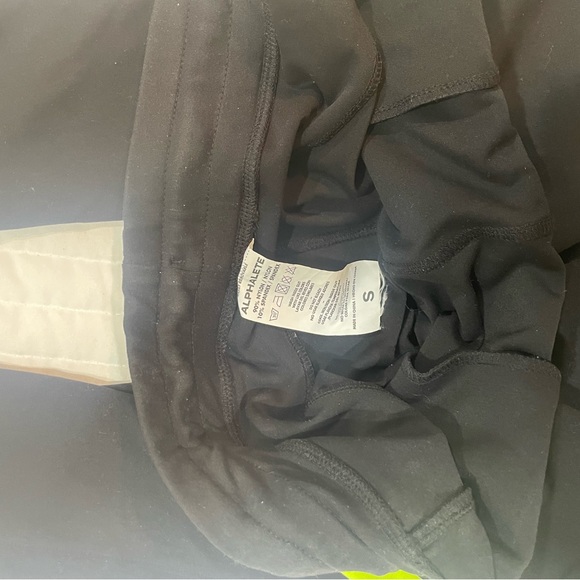 Alphalete premium V2 joggers - Picture 3 of 3